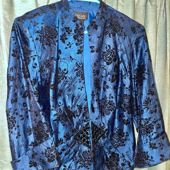 Xscape by Joanna Chen Blue Hook & Eye Blazer - Picture 2 of 5